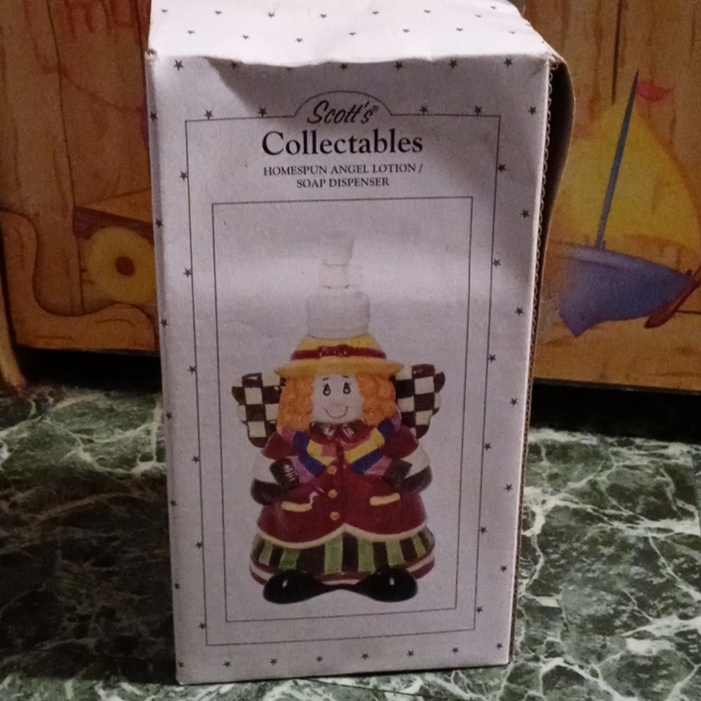 Handspun angel lotion dispenser